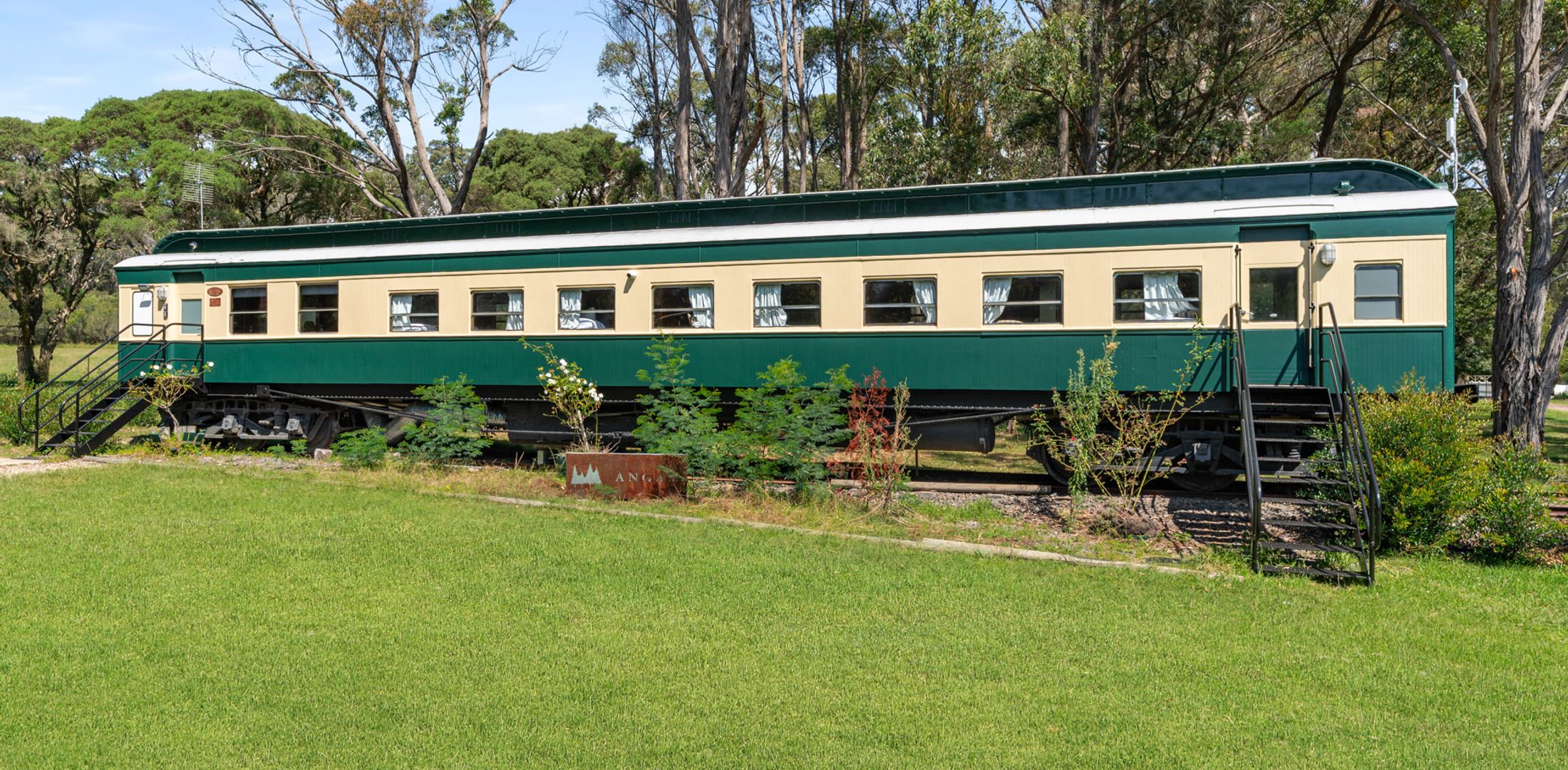 Angas Carriage, Alpine, Southern Highlands