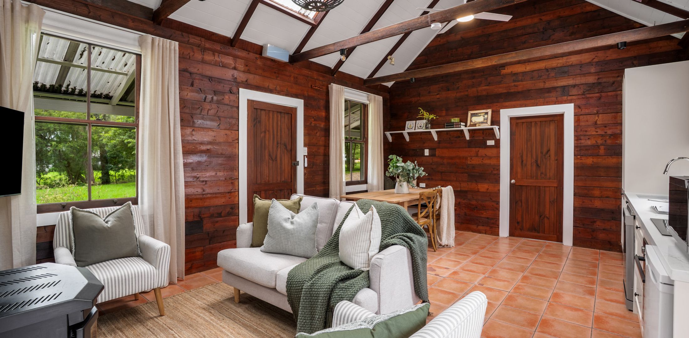 Pottery Cottage, Alpine, Southern Highlands