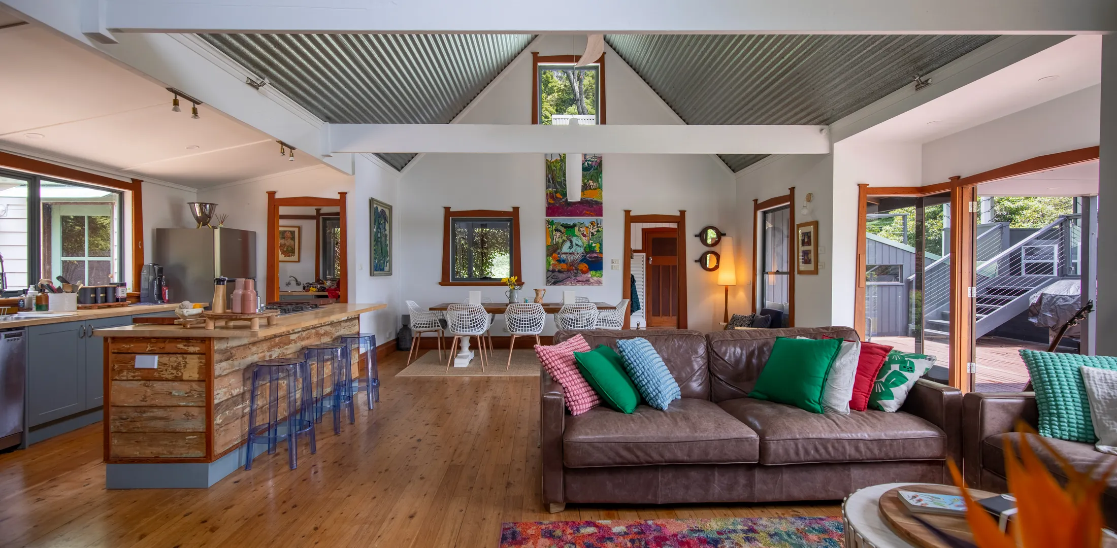 Sahali, Kangaroo Valley