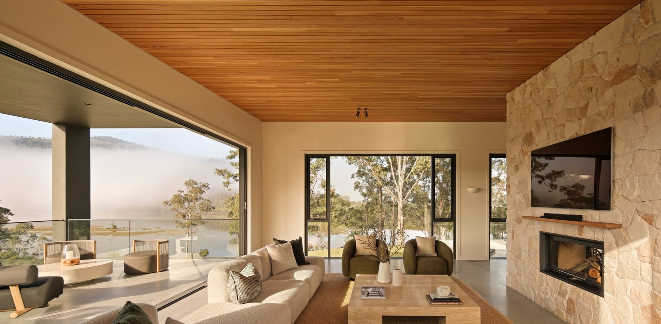 The Lakehouse, Kangaroo Valley