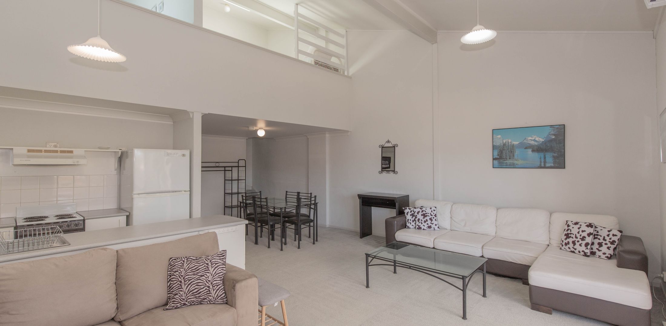 Razorback – 11/1 Gippsland St