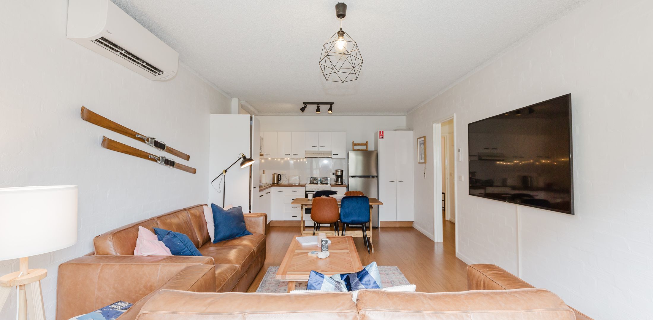 Alpine Mountain View – 24/13-15 Kirwan Close