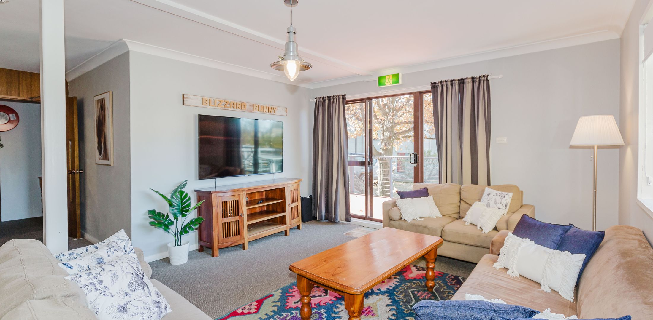 Blizzard Bunny Lodge – 43 Gippsland Street