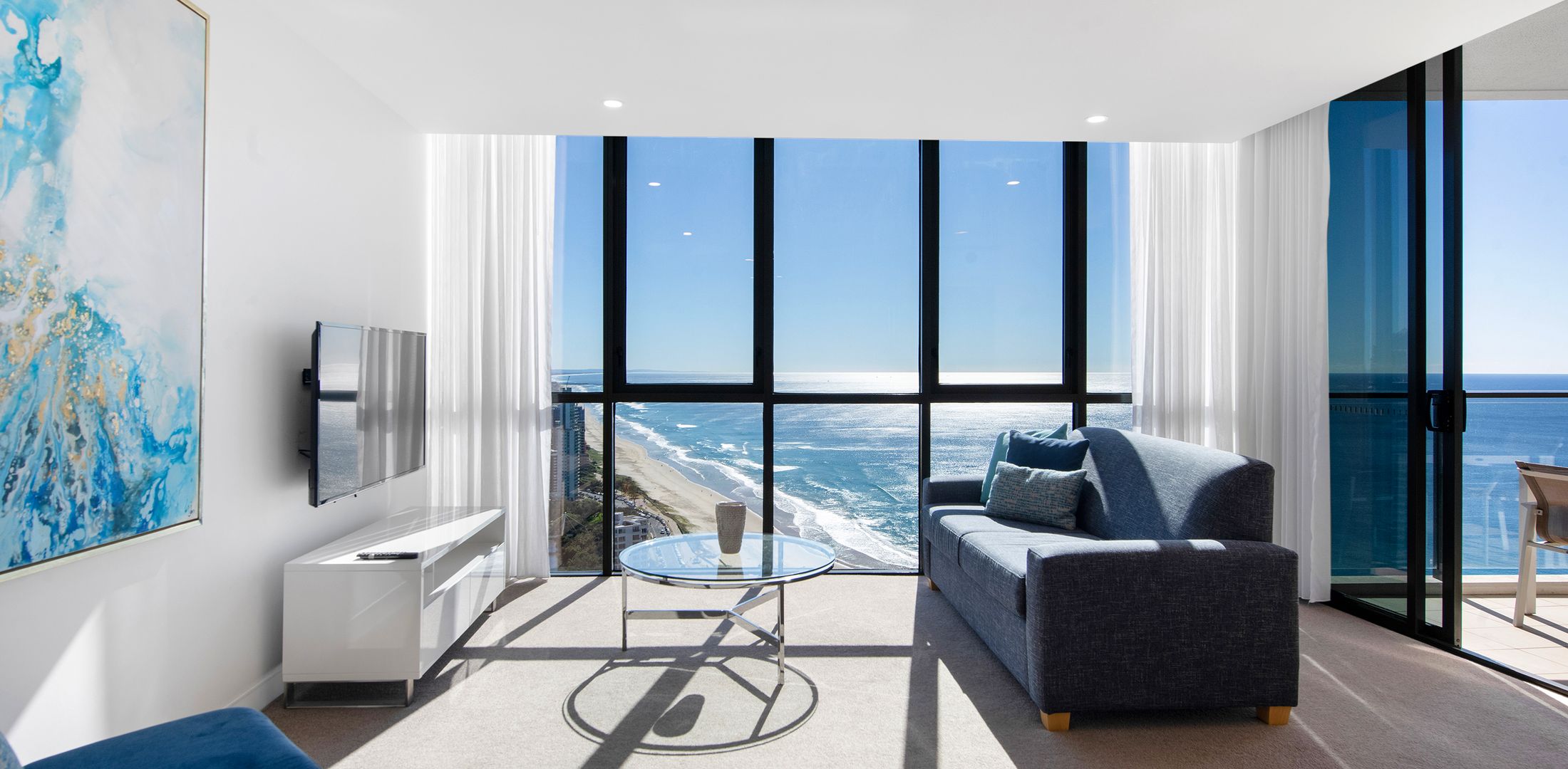 Stunning High Level Deluxe Apartment at Rhapsody
