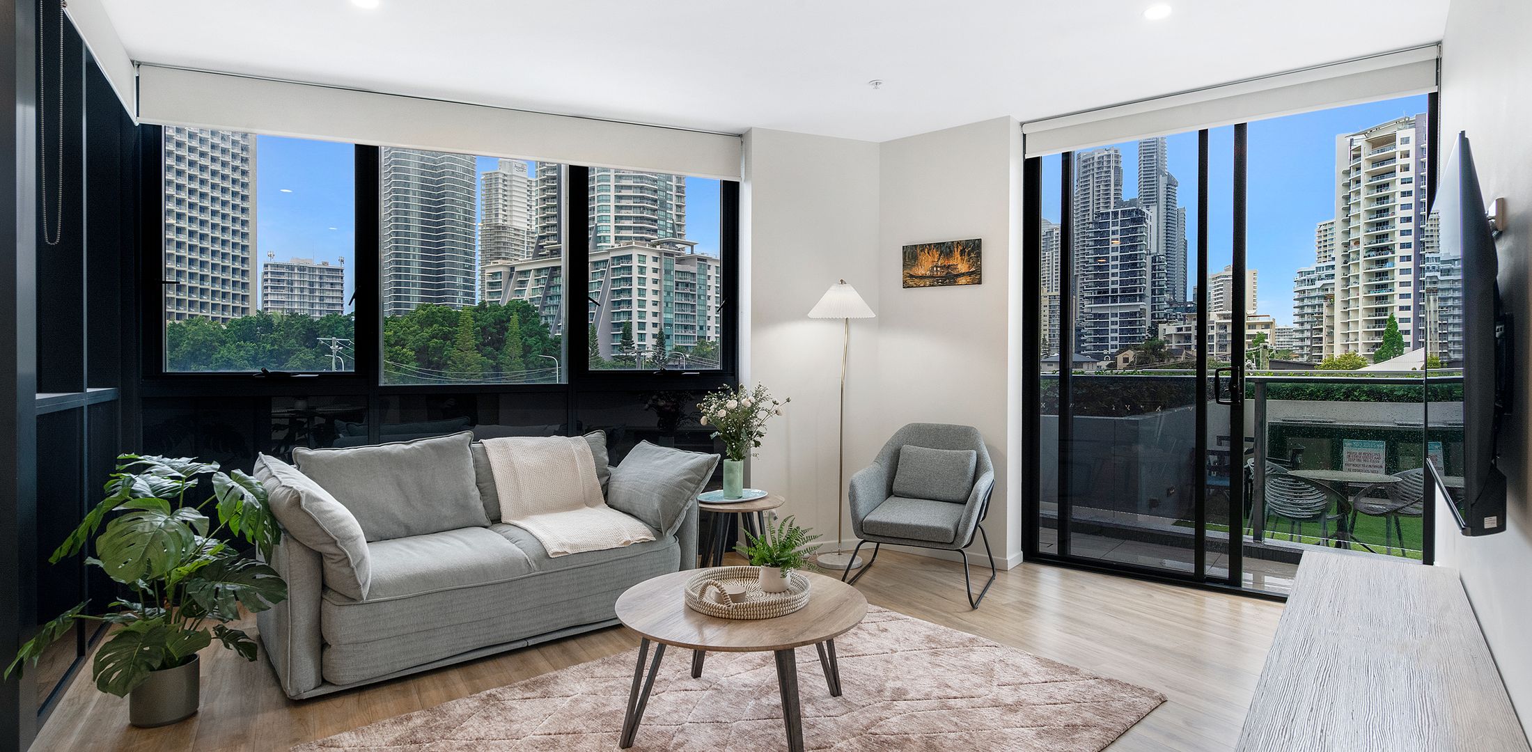 Couples Escape in Ruby Surfers Paradise
