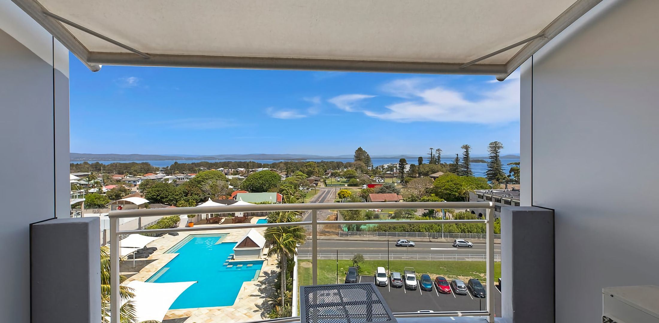 The Entrance Waterfront Apartment 621