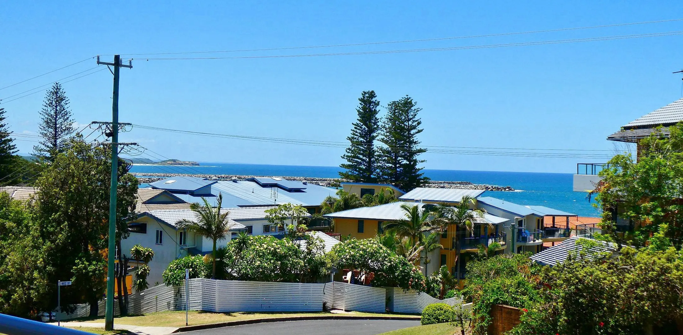 Banksia Court 4