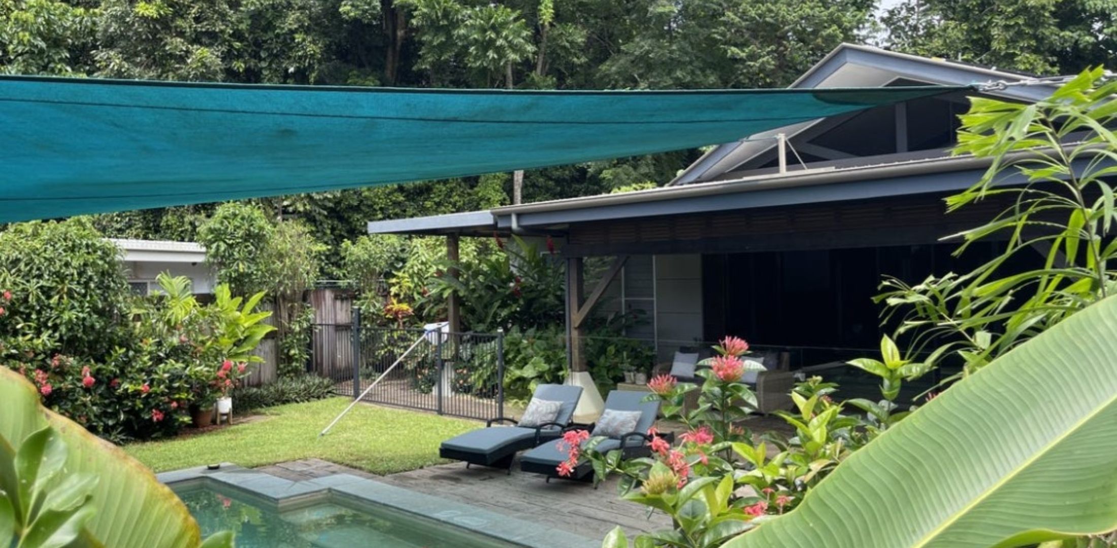 Esaluu Retreat