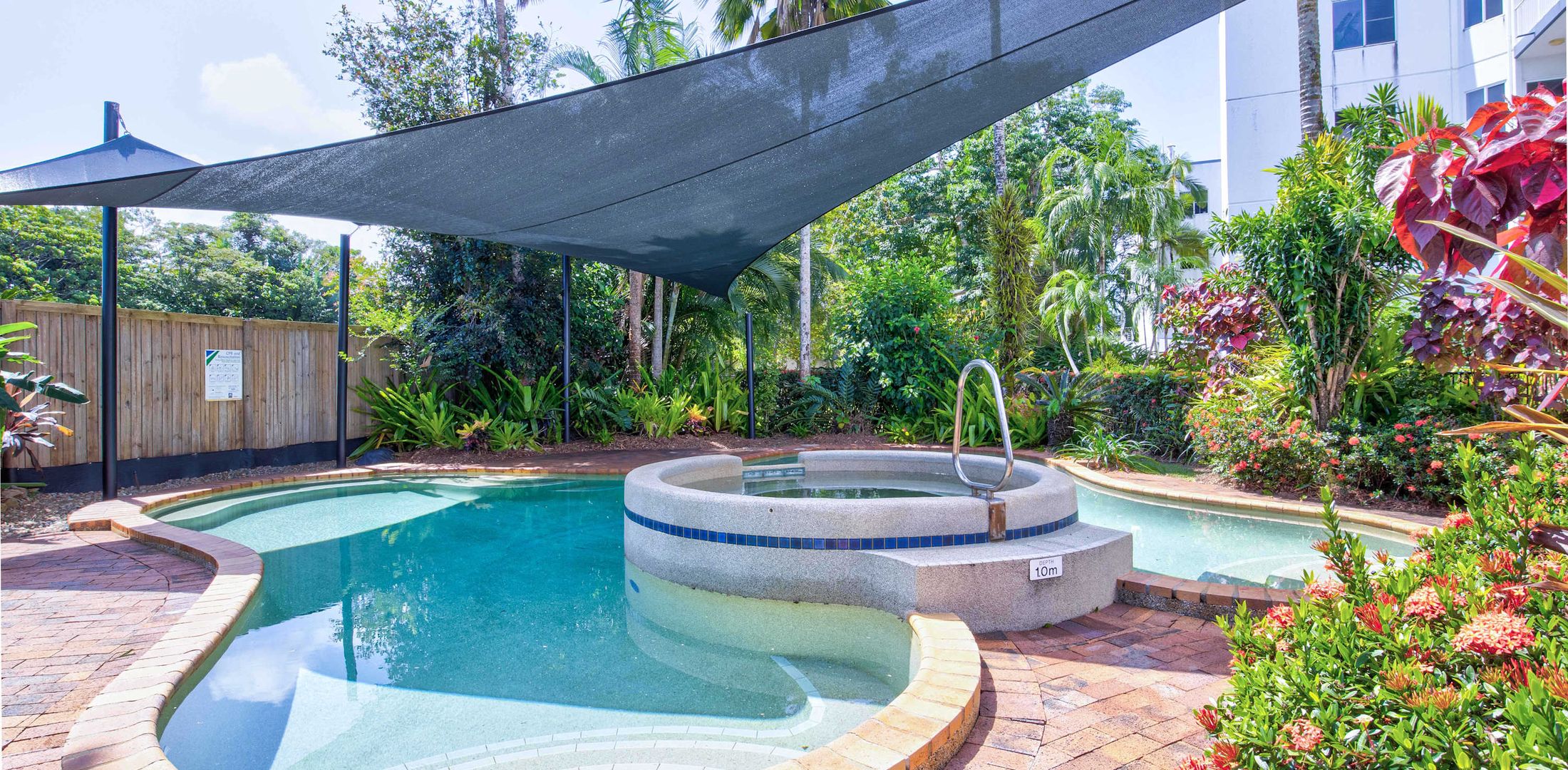 Ulysses 10 Ocean Dunk Island Views