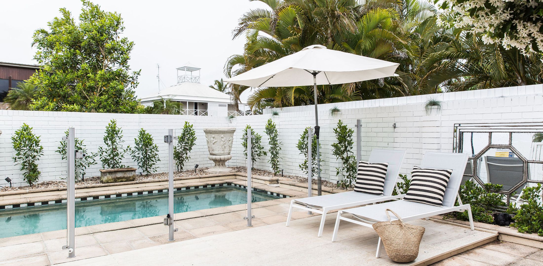 ONE MAROLA – 1/33 Noosa Parade – stylish privacy in paradise.