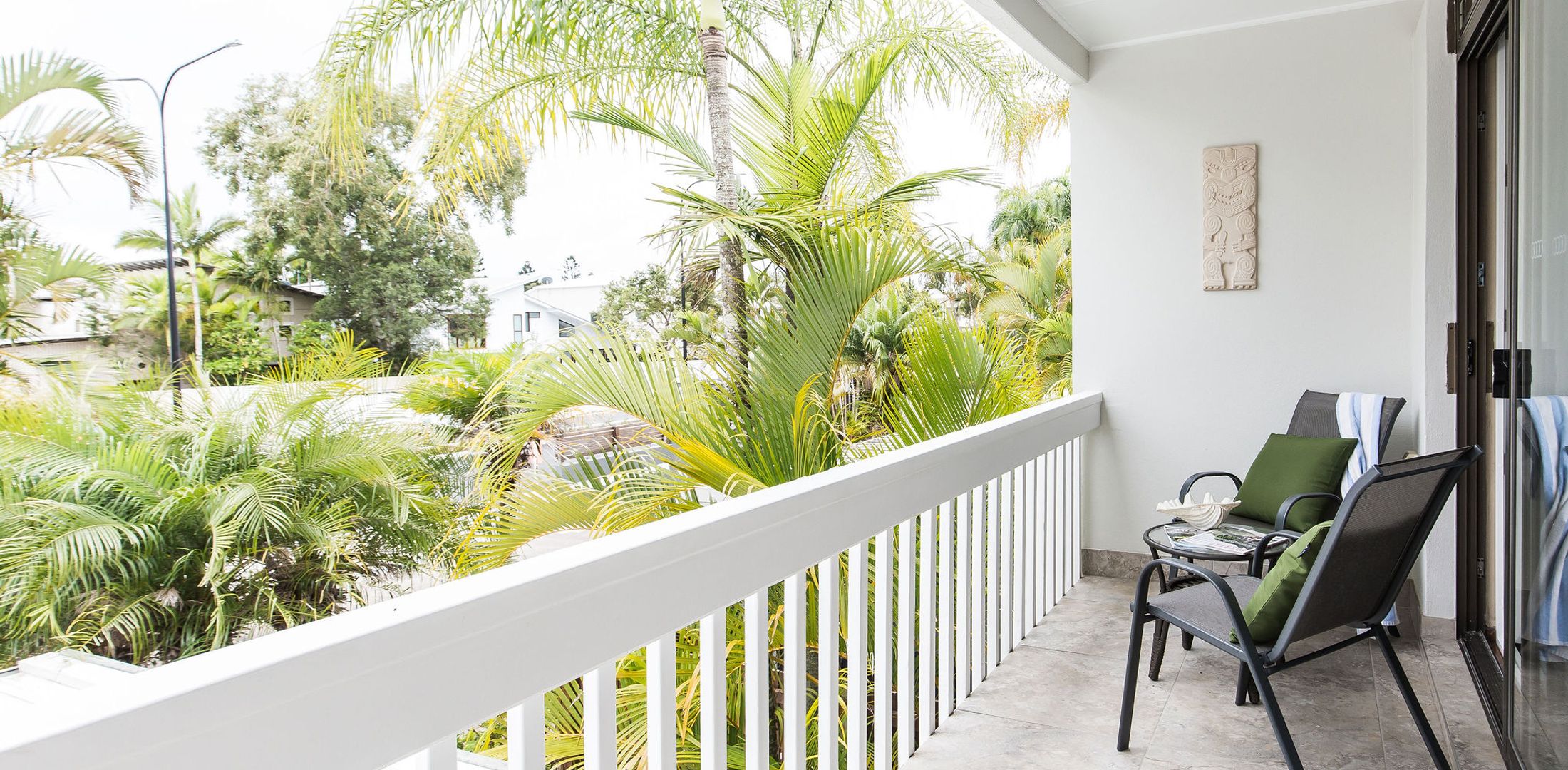 ALOHA – 5/17 Noosa Pde – location and style
