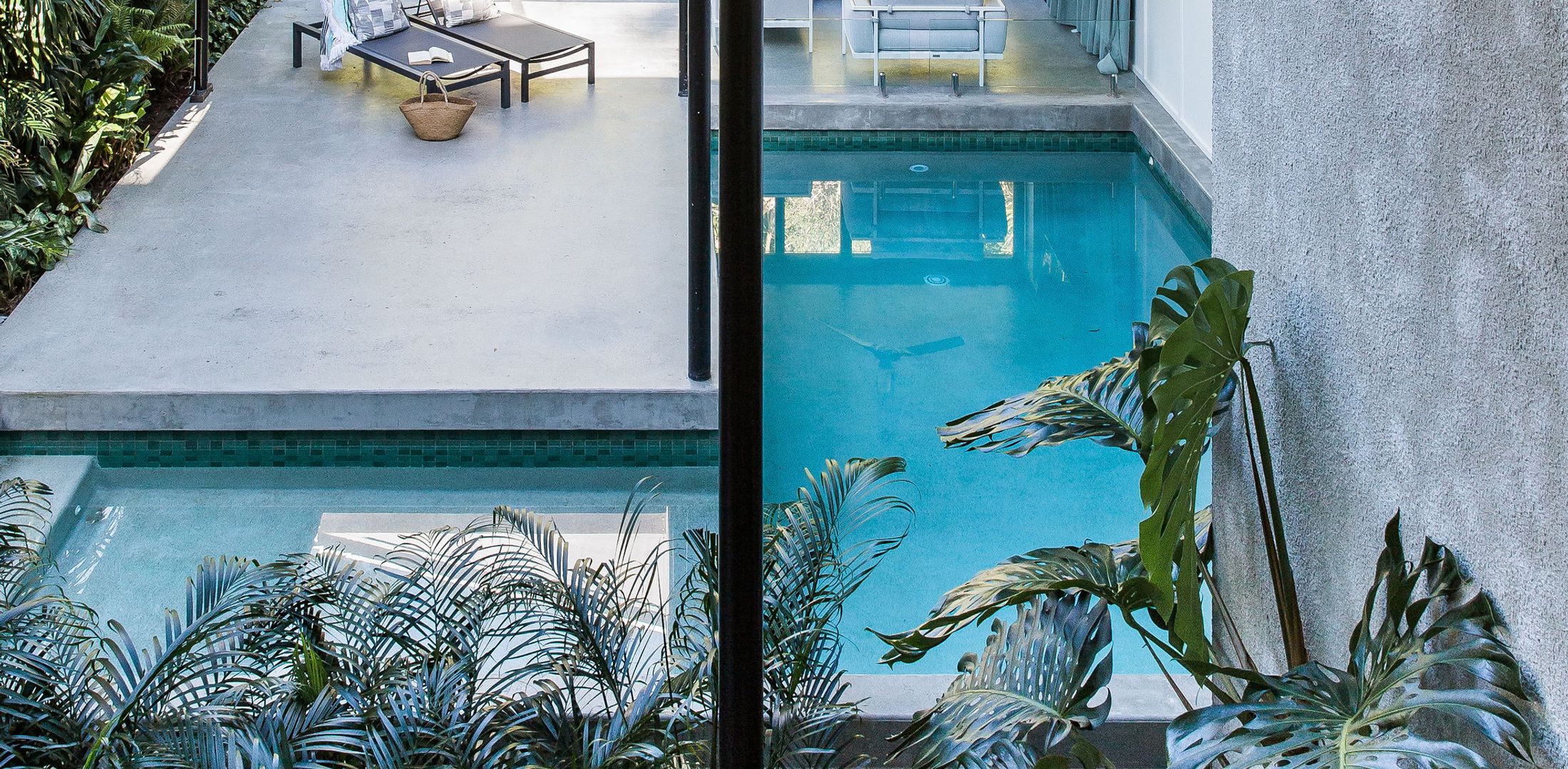 The Rainforest Retreat, Little Cove