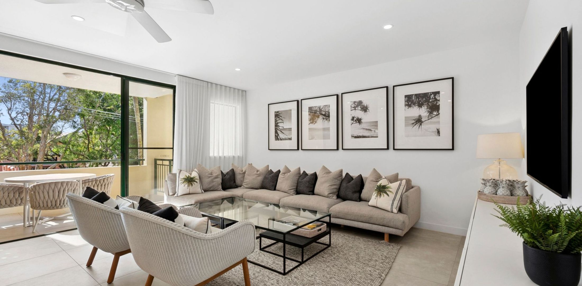 River Retreat – 2 bedroom – River and Beach