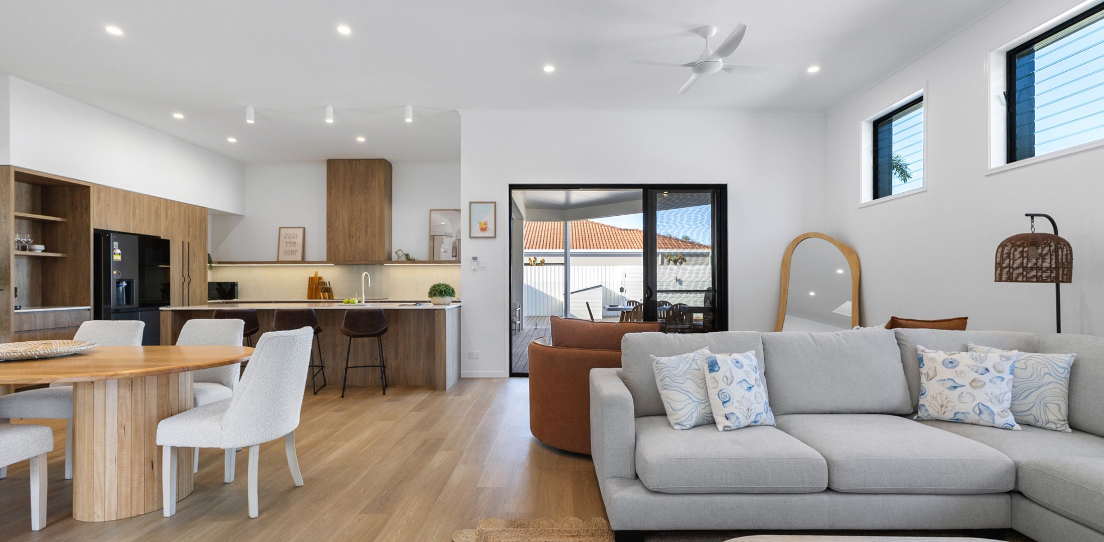 Helm Haven Noosa – poolside paradise