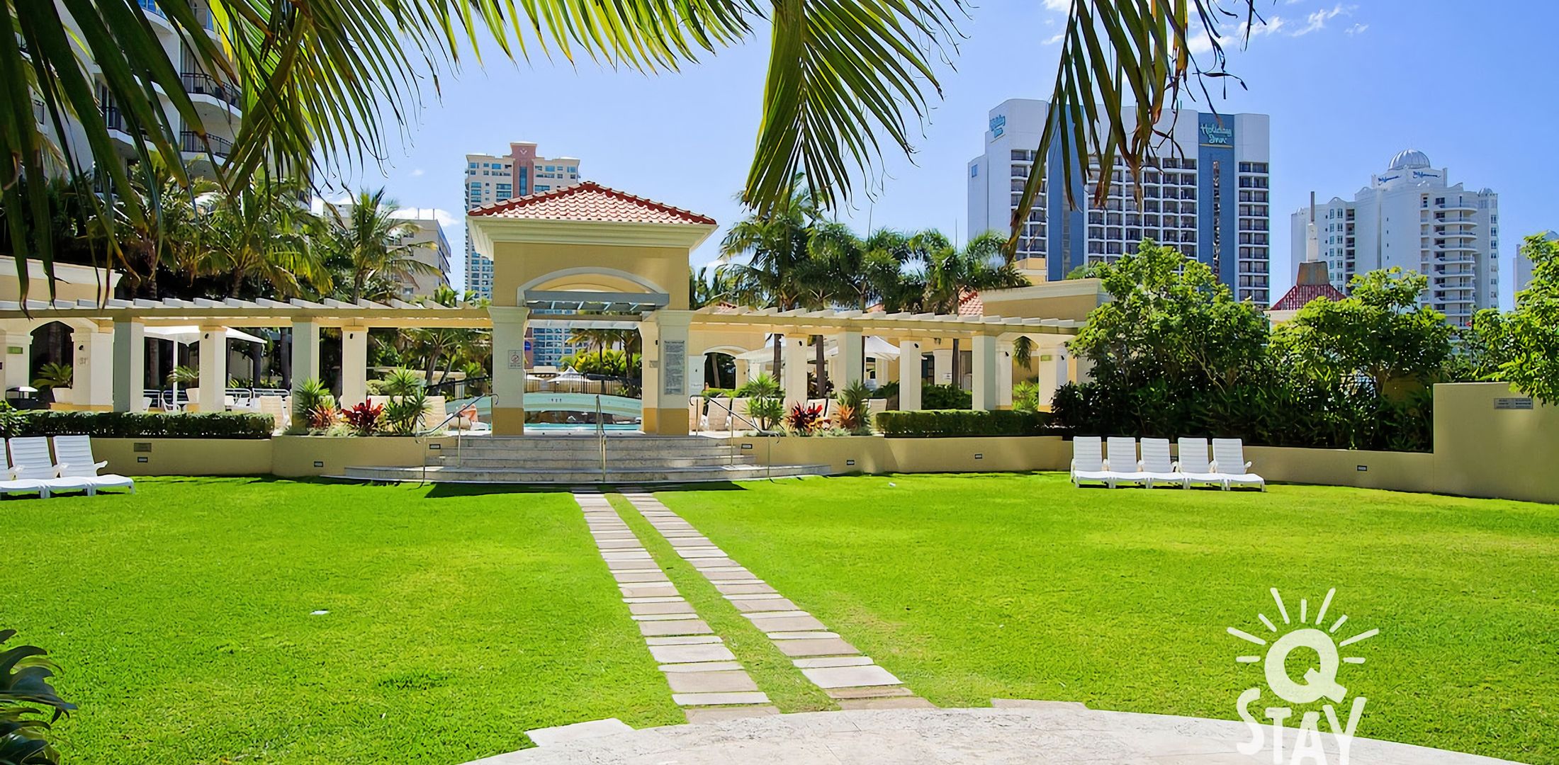 Chevron Renaissance 3 Bedroom Superior Ocean View apartment