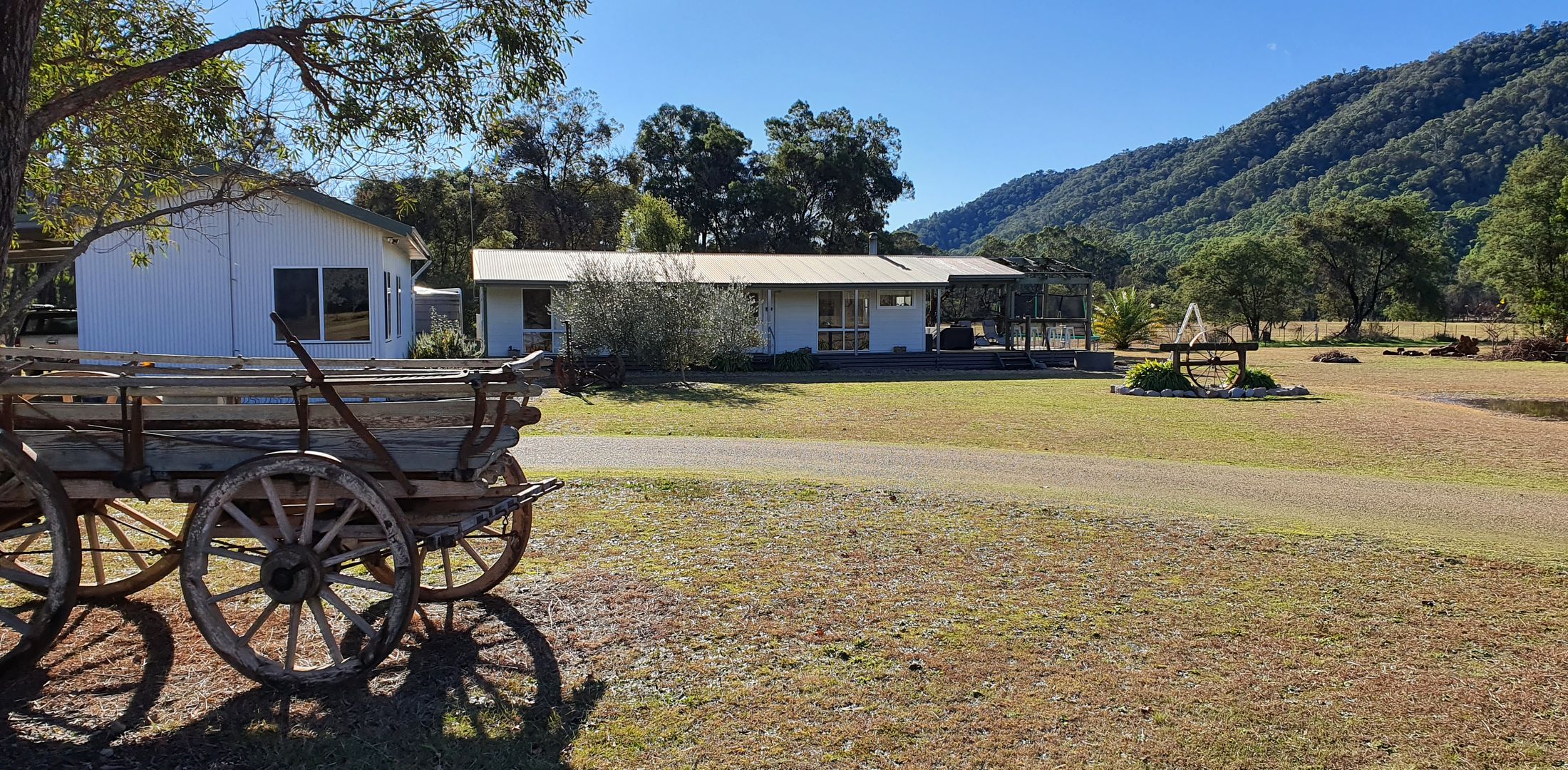 Feathertop Views and Barn