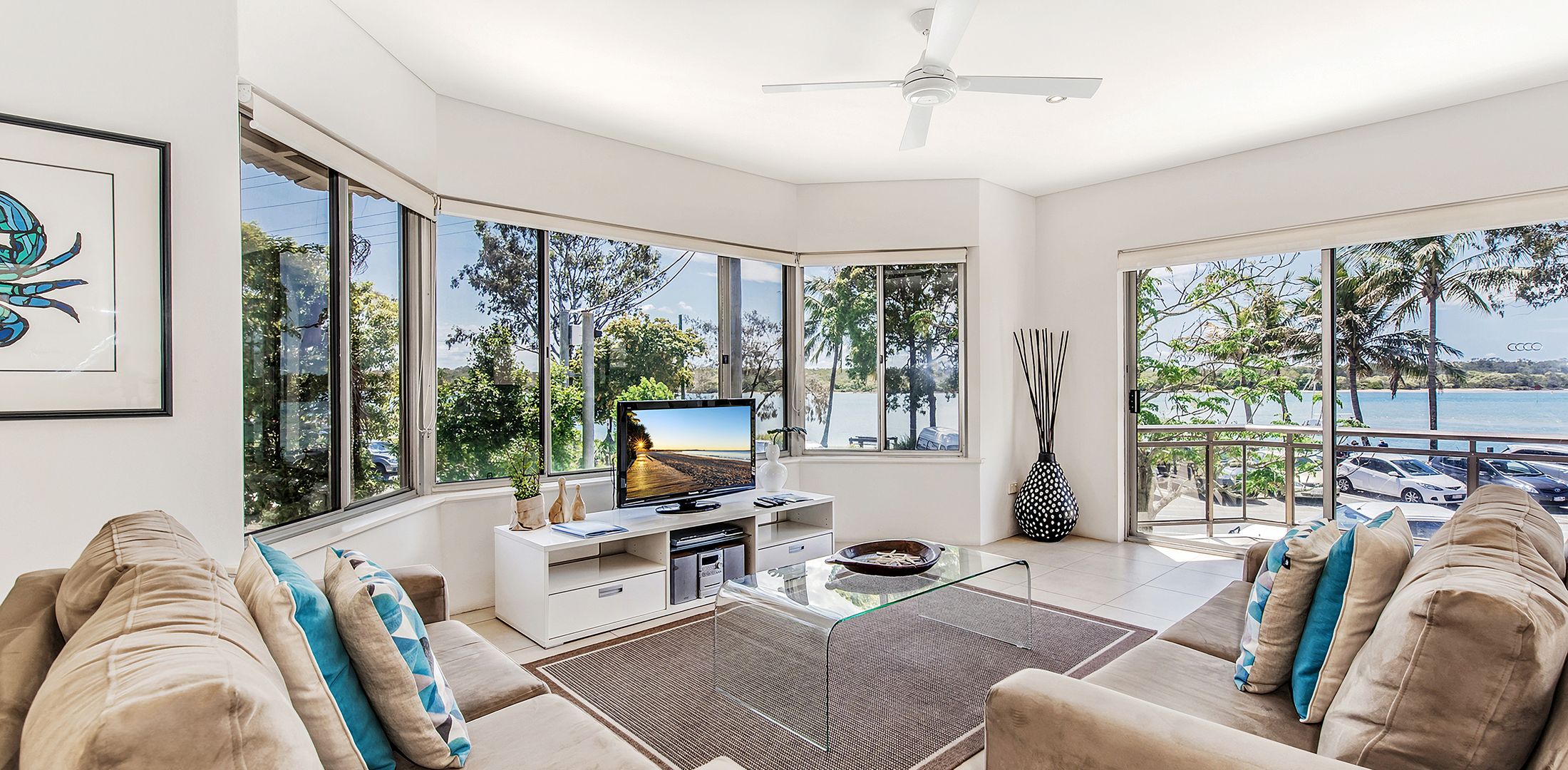 2 Aarons Villa
