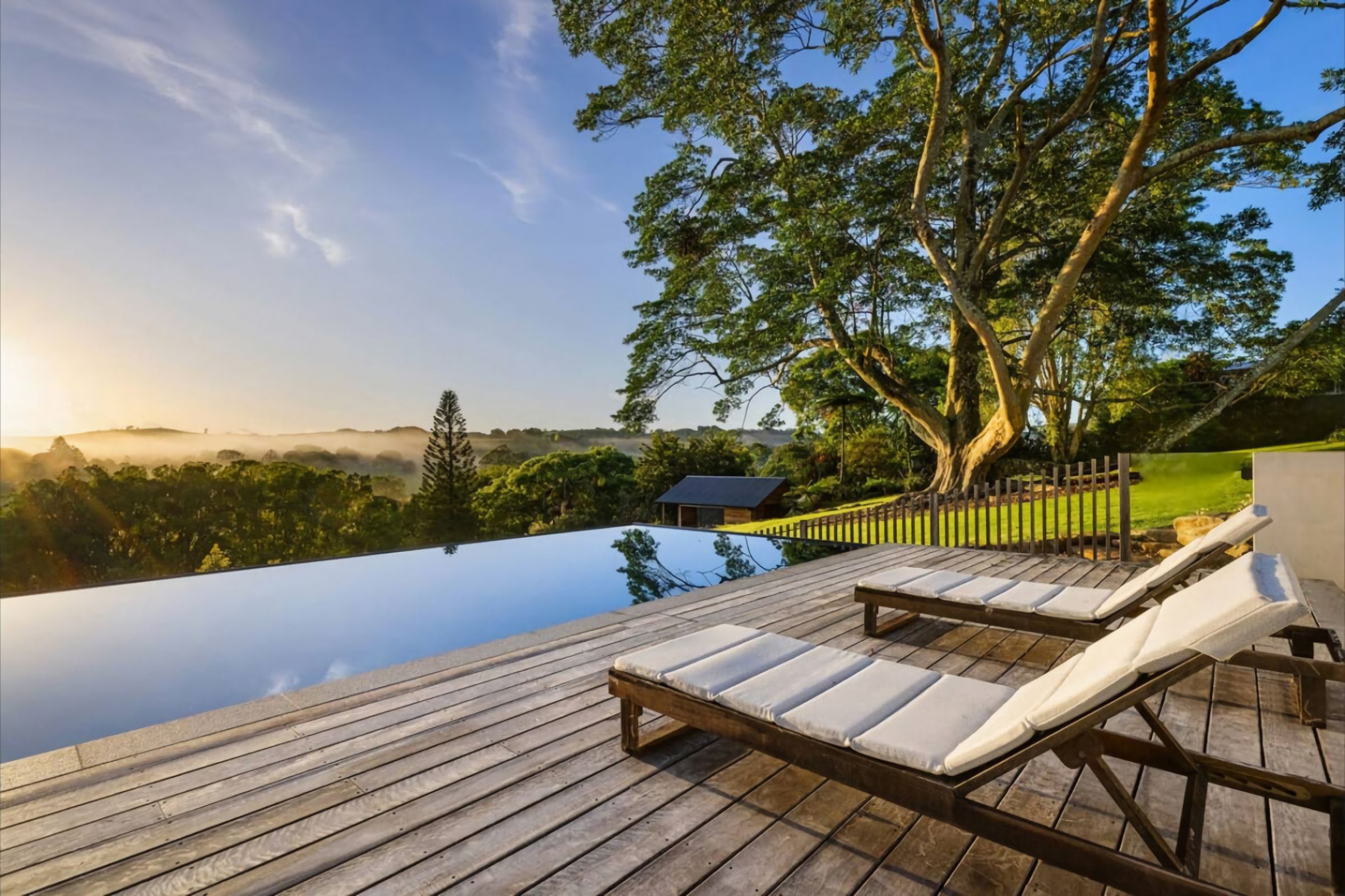 Charlotte Estate Luxury Byron Retreat w Pool Events