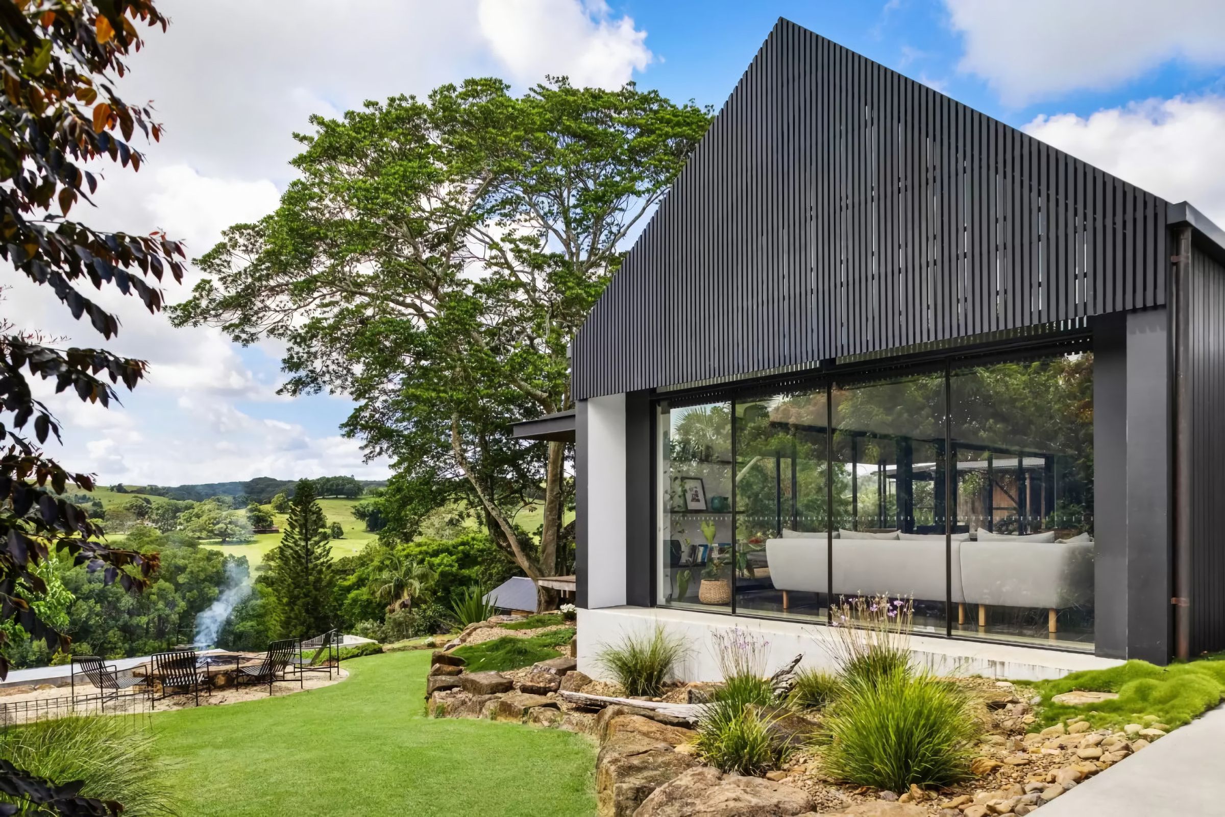 Charlotte Estate Luxury Byron Retreat w Pool Events
