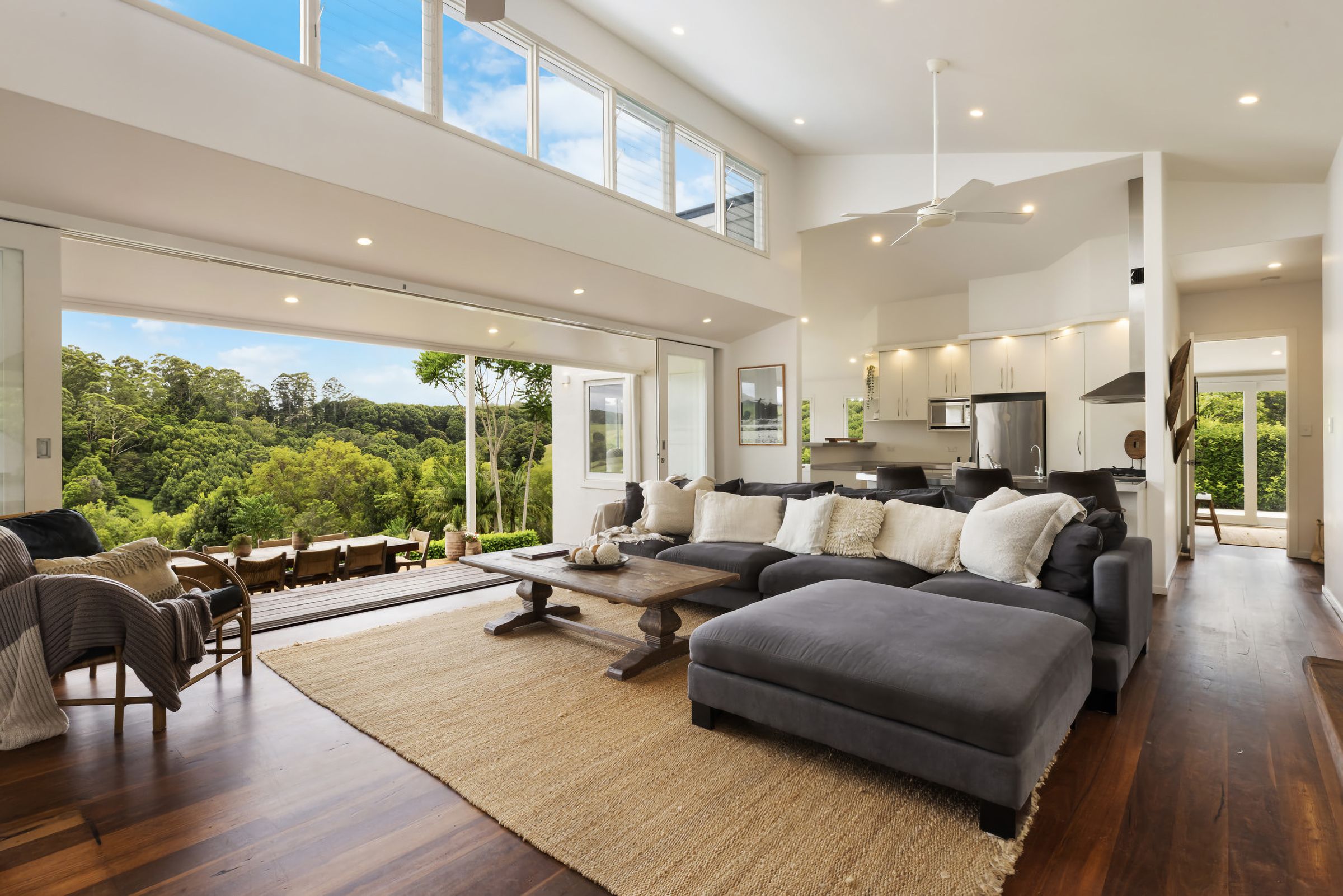 Byrons Brae Tranquil Estate w Pool Views