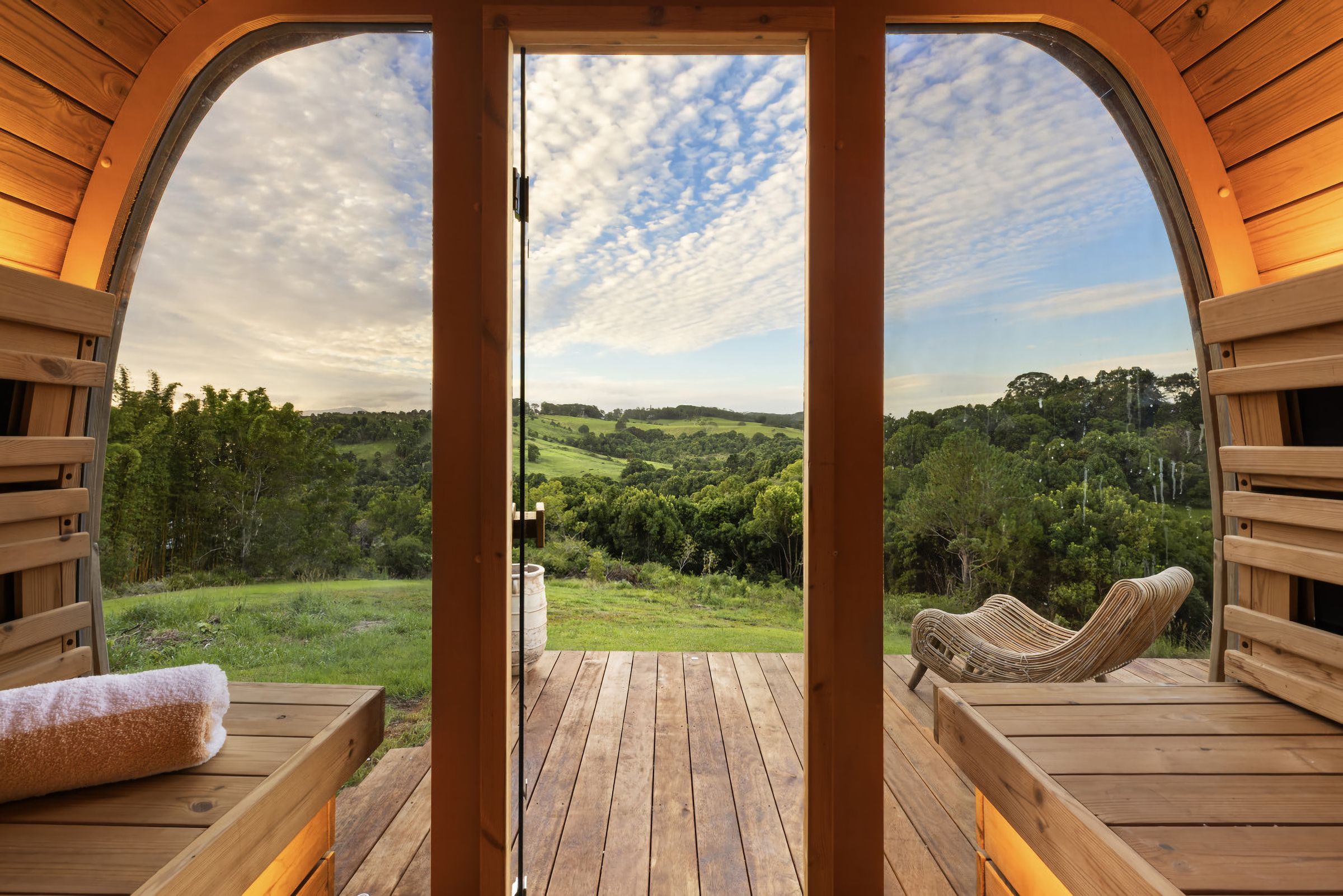 Byrons Brae Tranquil Estate w Pool Views