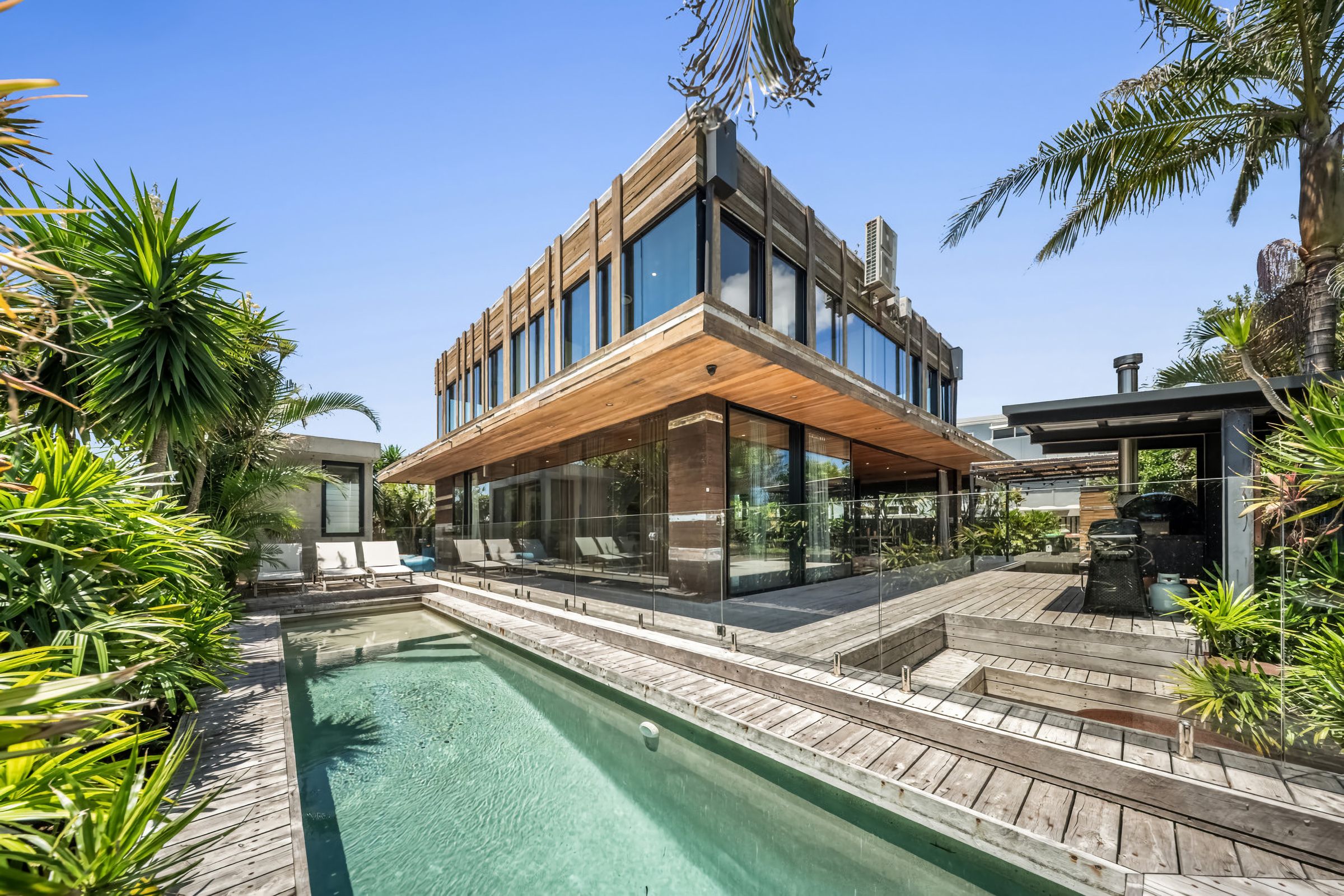 Beach Box at Belongil