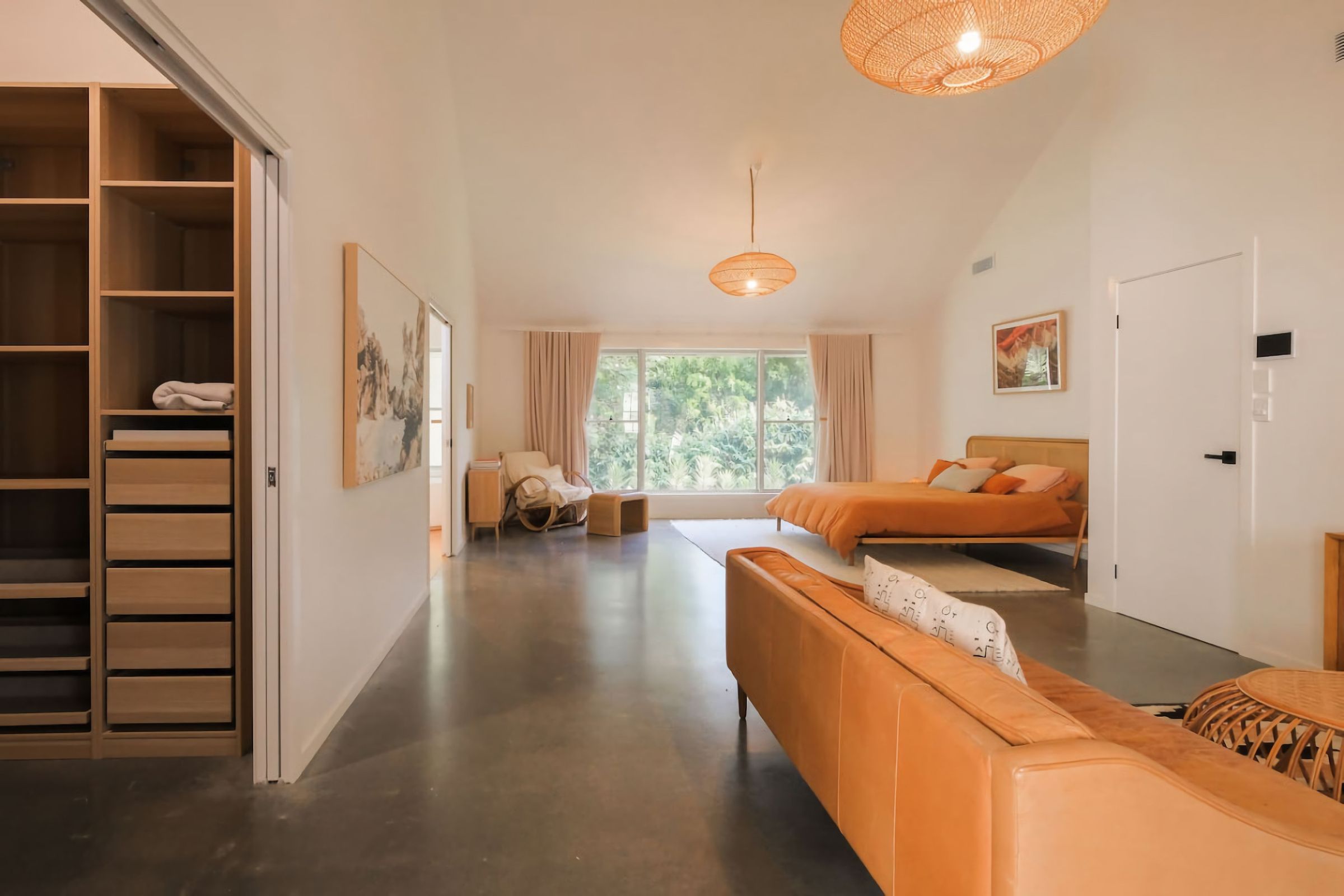 Bailen Byron A Private Bohemian Sanctuary