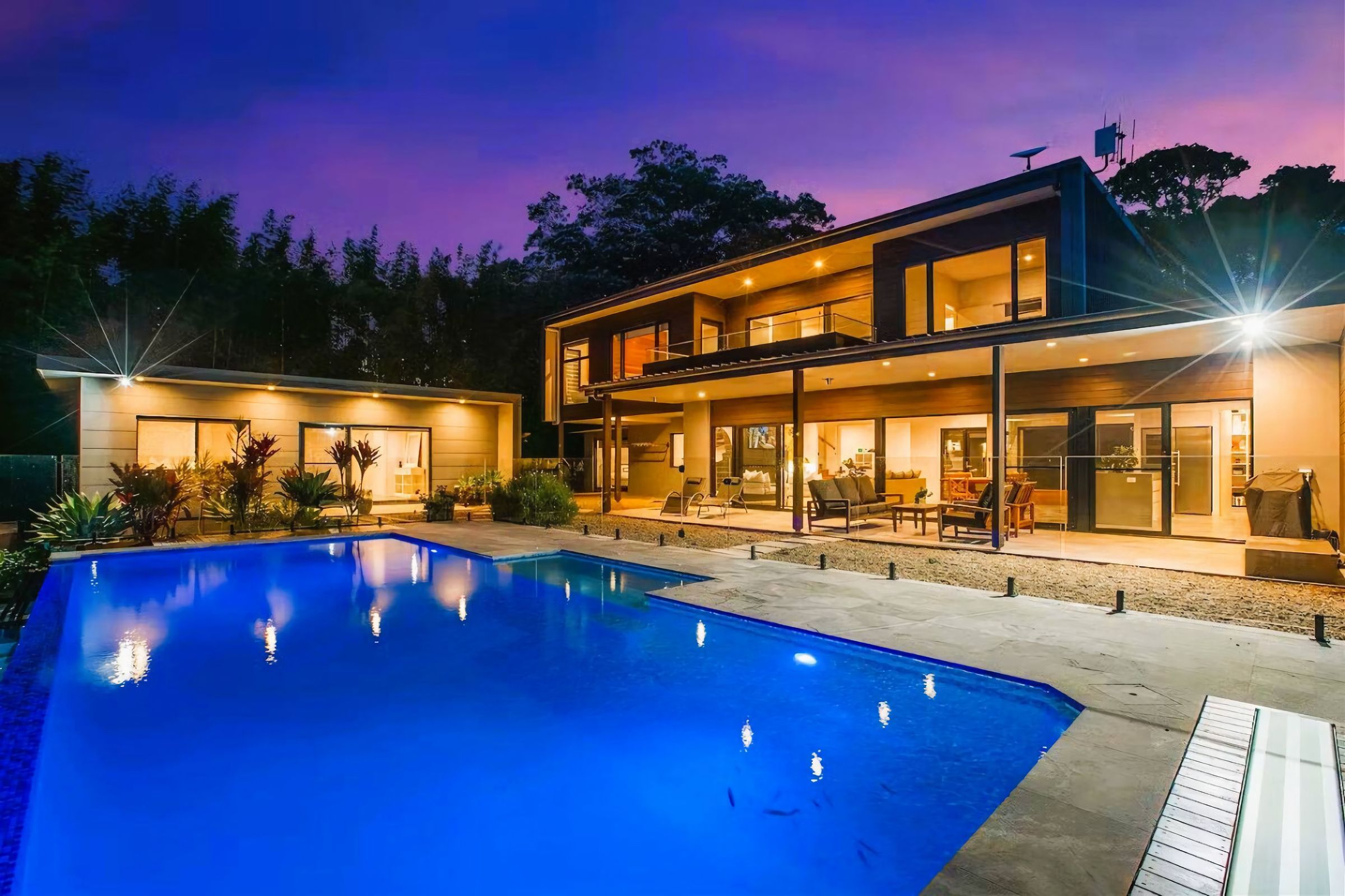 Born Kraal Luxe Hinterland Escape Pool Firepit Views