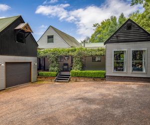 Sahali, Kangaroo Valley