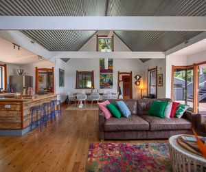 Sahali, Kangaroo Valley