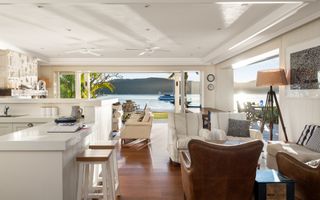 SNAPPERMAN SHORES