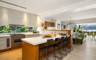 SHELL HOUSE ON ILUKA