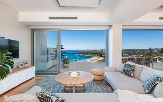 BUNGAN BEACH HOUSE