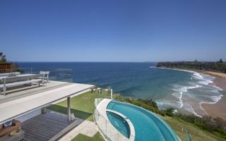 A PACIFIC PANORAMA