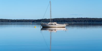   Beadnell By The Bay