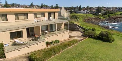   Headland Hideaway