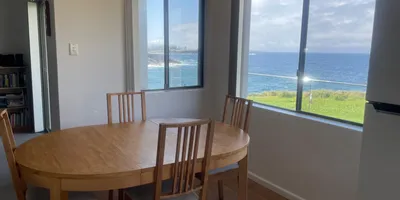   Headland Hideaway