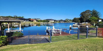  Chloes Waterfront Oasis