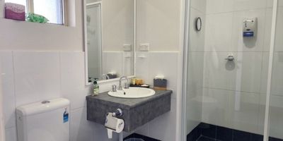   Jopen Motel Unit 3