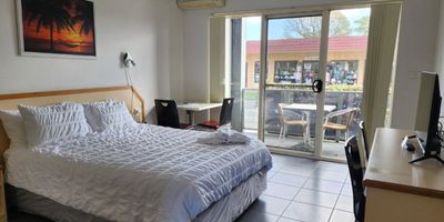   Jopen Motel Unit 5