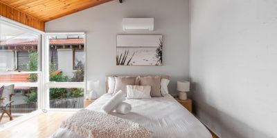   Kiama Cliff Retreat