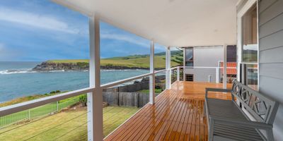   Kiama Cliff Retreat