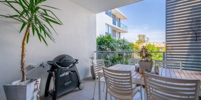   Beachside Escape - 100m from the beach