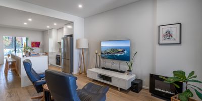   Beachside Escape - 100m from the beach