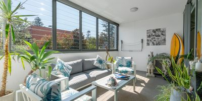   Beachside Escape - 100m from the beach