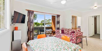   Retro Retreat
