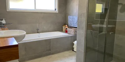   Flat Rock Beach House
