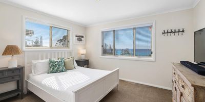   Rockys Beach House