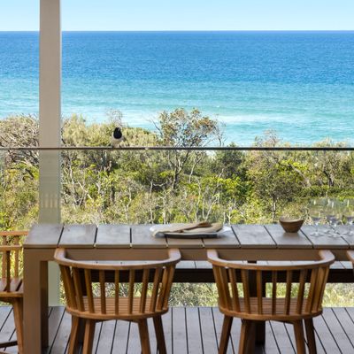 24 NOOSA DUNES