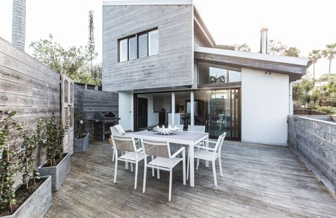 The Coconut Palm ONE - designer 3 bedroom Villa